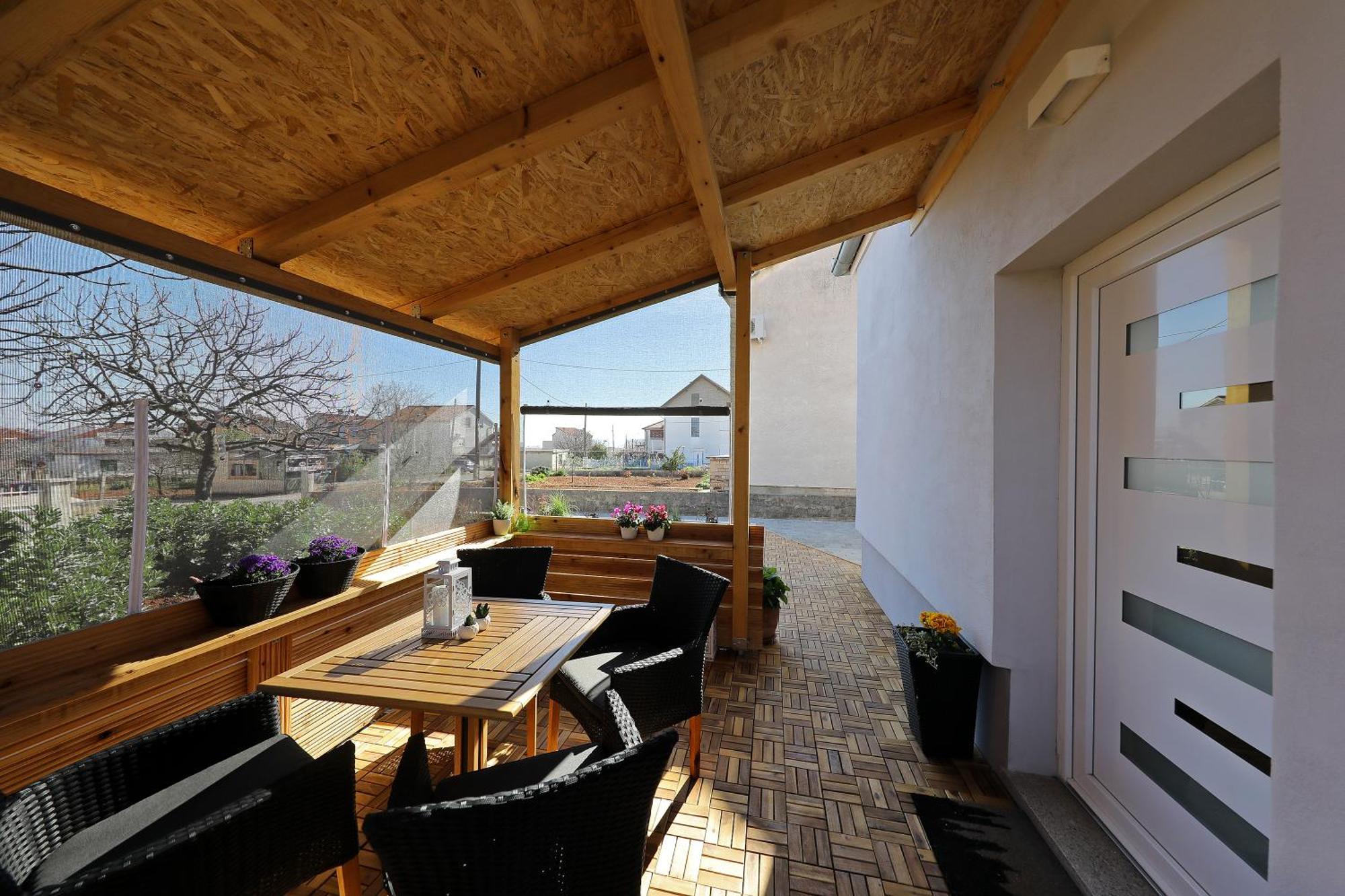 Studio Apartman Summer Flower Zadar Exterior foto